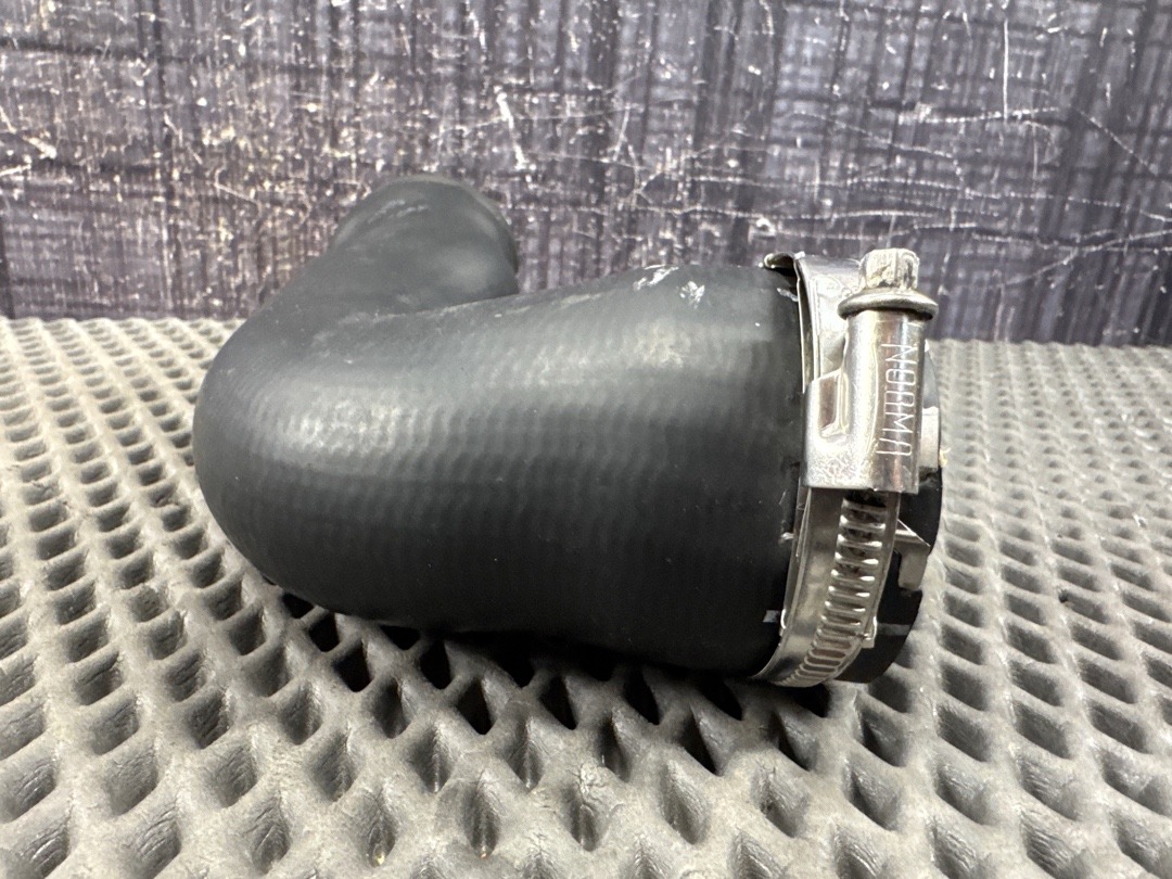 Патрубок интеркуллера, 1360 рублей, Красноярск