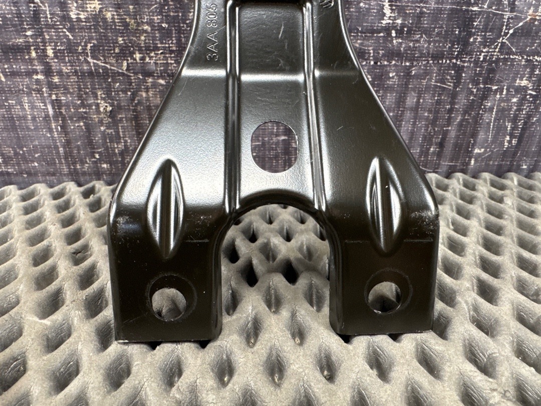 Кронштейн замка капота, 870 рублей, Красноярск