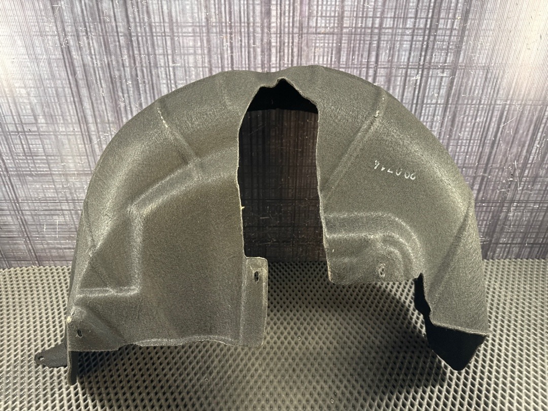 Подкрылок, 3880 рублей, Красноярск