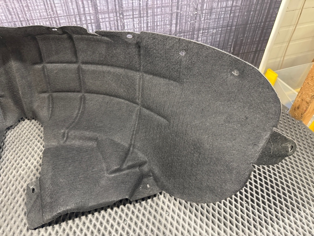 Подкрылок, 3880 рублей, Красноярск