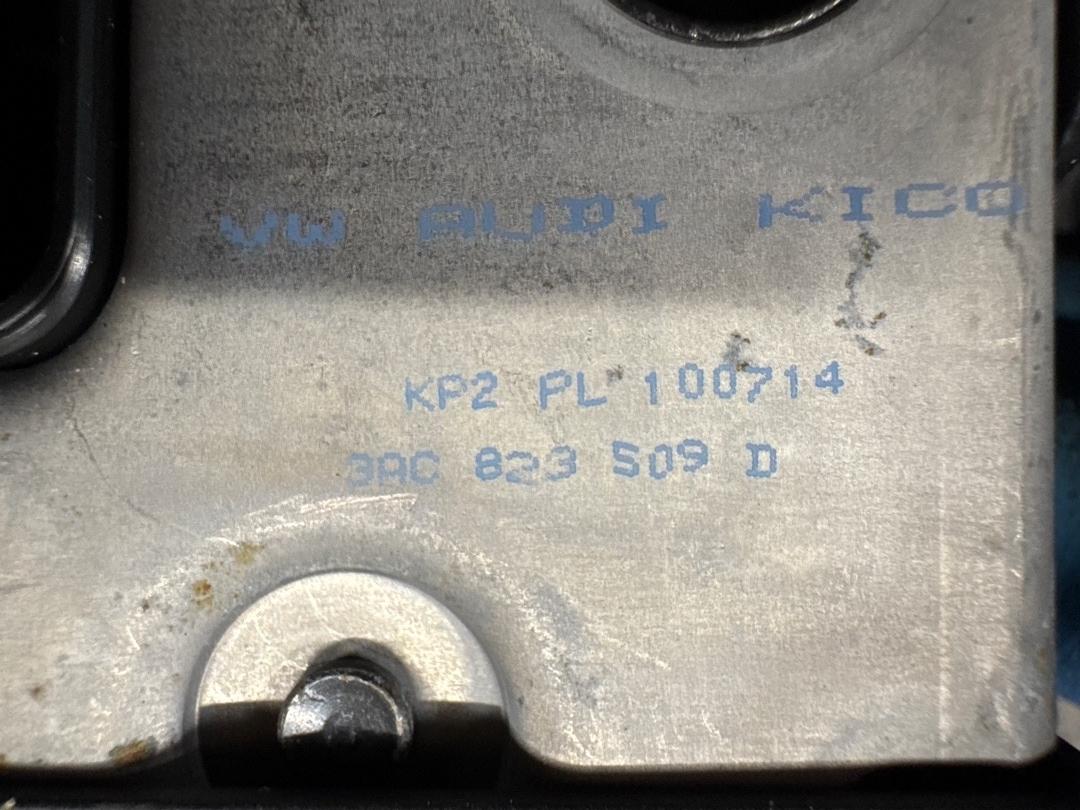 Замок капота, 1920 рублей, Красноярск