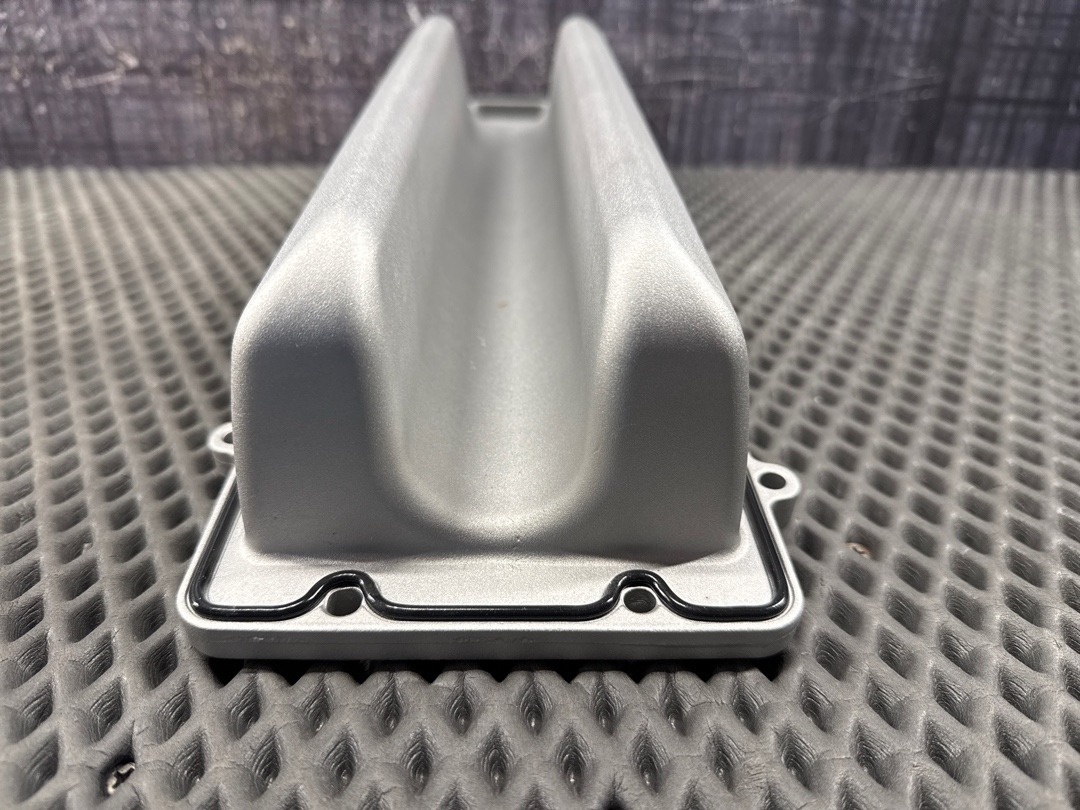 Крышка двигателя, 11870 рублей, Красноярск