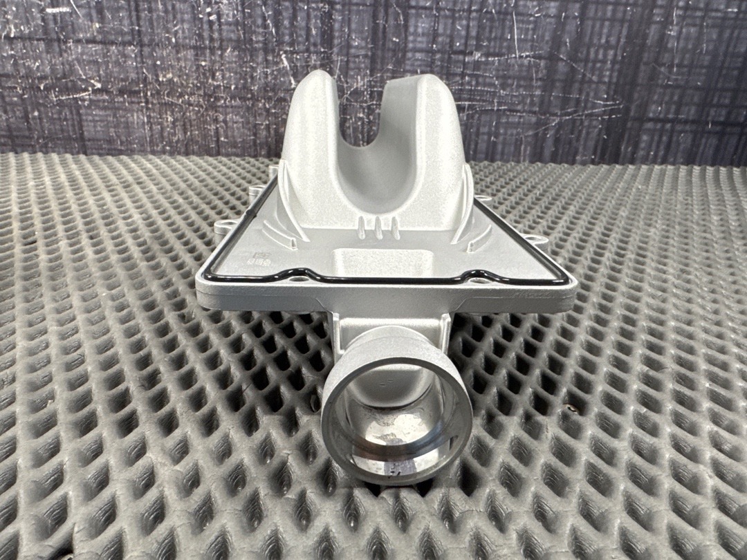 Крышка двигателя, 11870 рублей, Красноярск