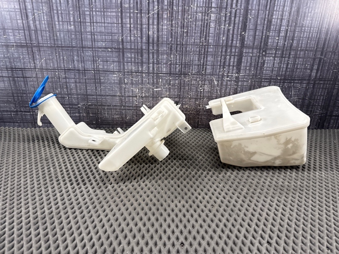 Бачок омывателя, 4760 рублей, Красноярск