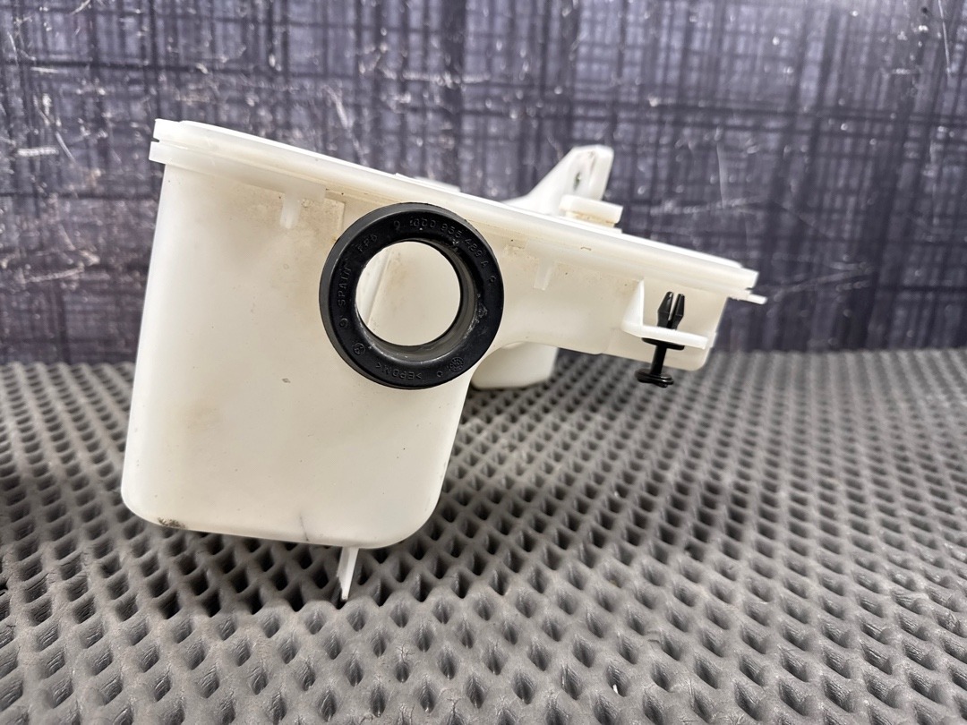 Бачок омывателя, 4760 рублей, Красноярск