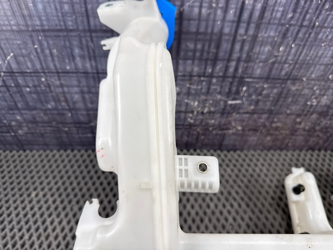 Бачок омывателя, 4760 рублей, Красноярск