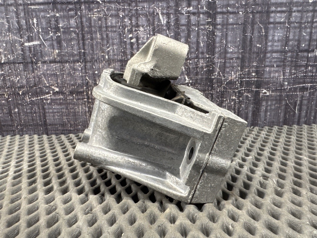 Подушка двигателя, 3730 рублей, Красноярск