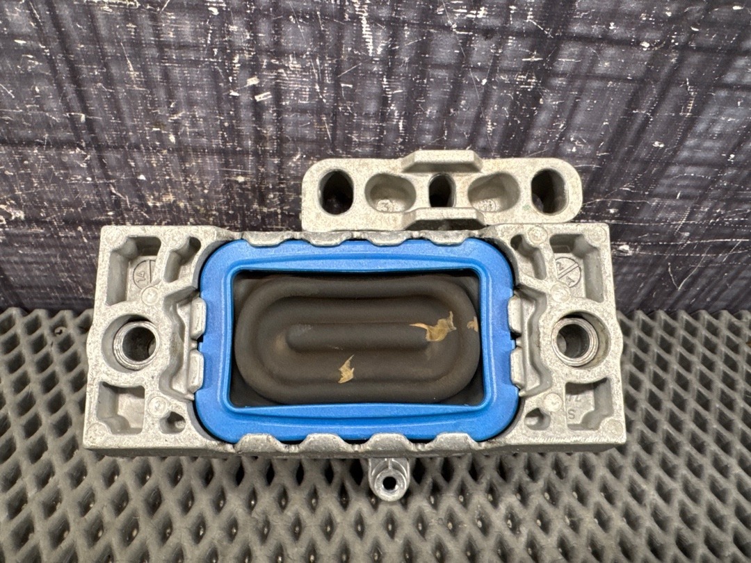 Подушка двигателя, 3730 рублей, Красноярск