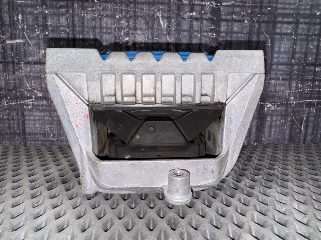 Подушка двигателя, 3730 рублей, Красноярск