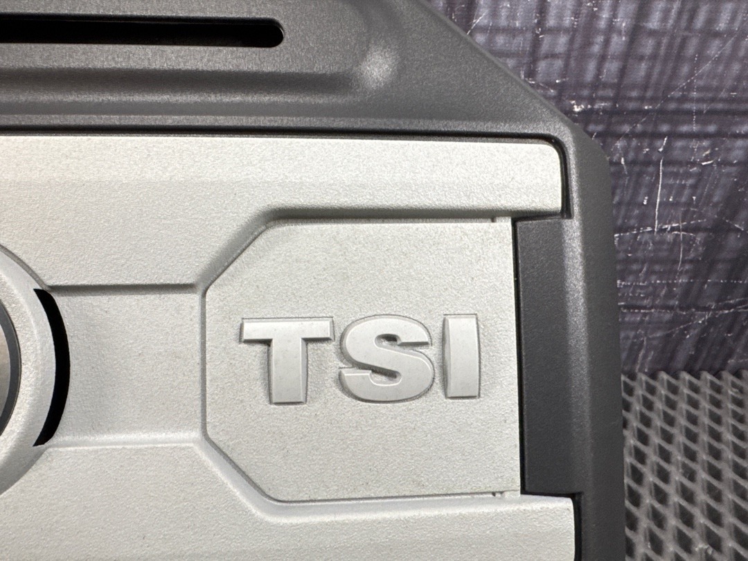 Декоративная накладка двигателя, 2480 рублей, Красноярск