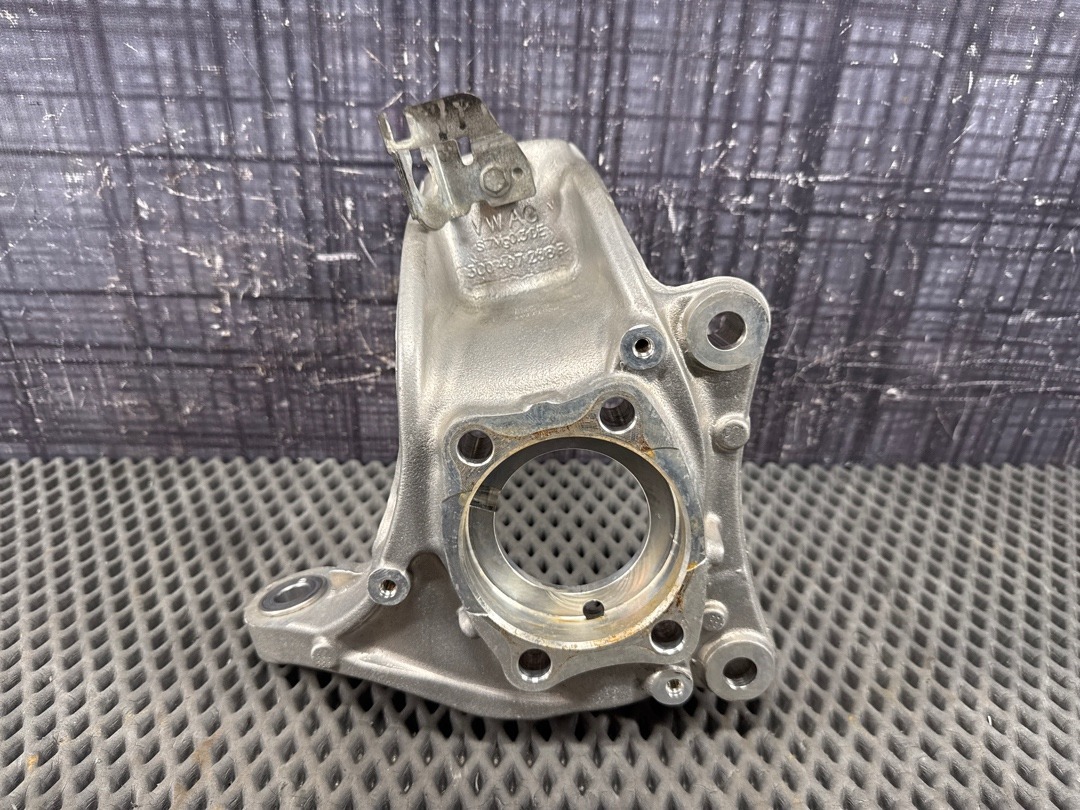 Поворотный кулак, 4320 рублей, Красноярск