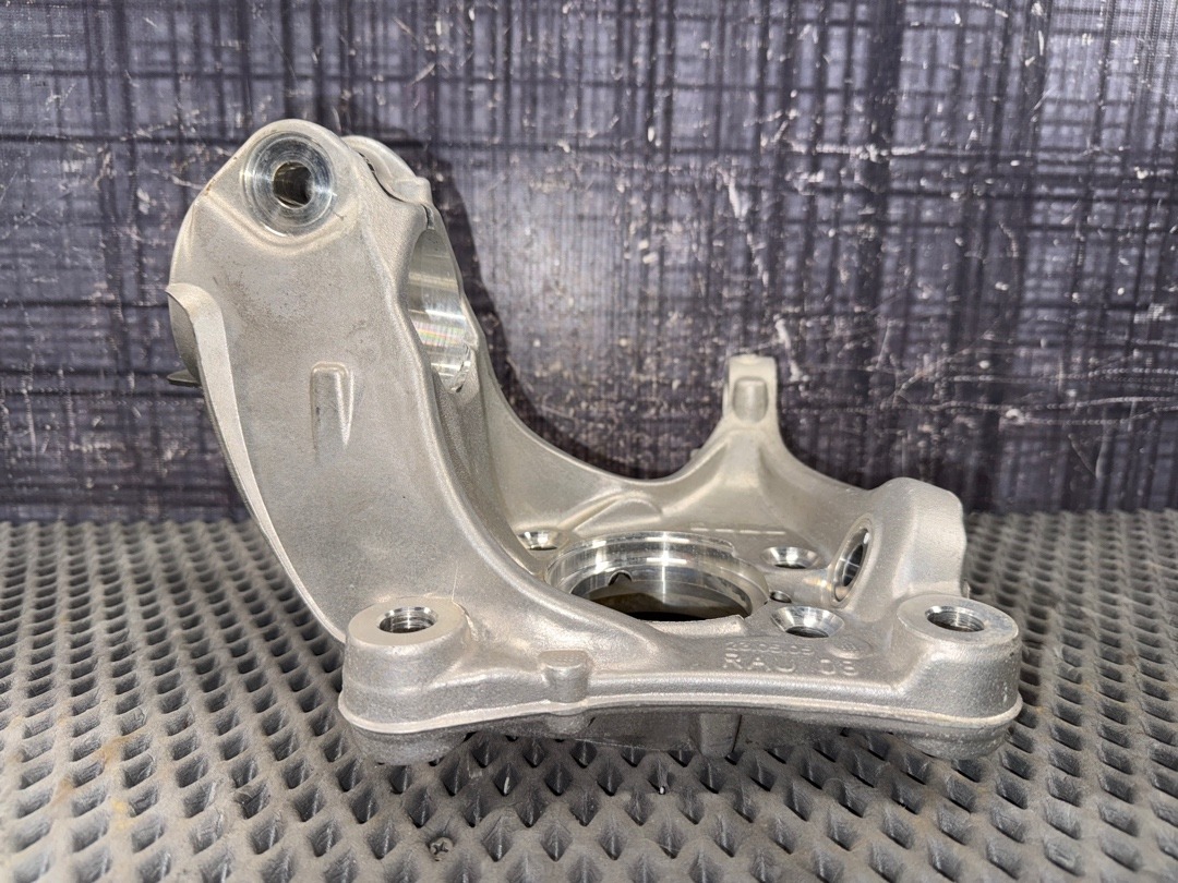 Поворотный кулак, 4320 рублей, Красноярск