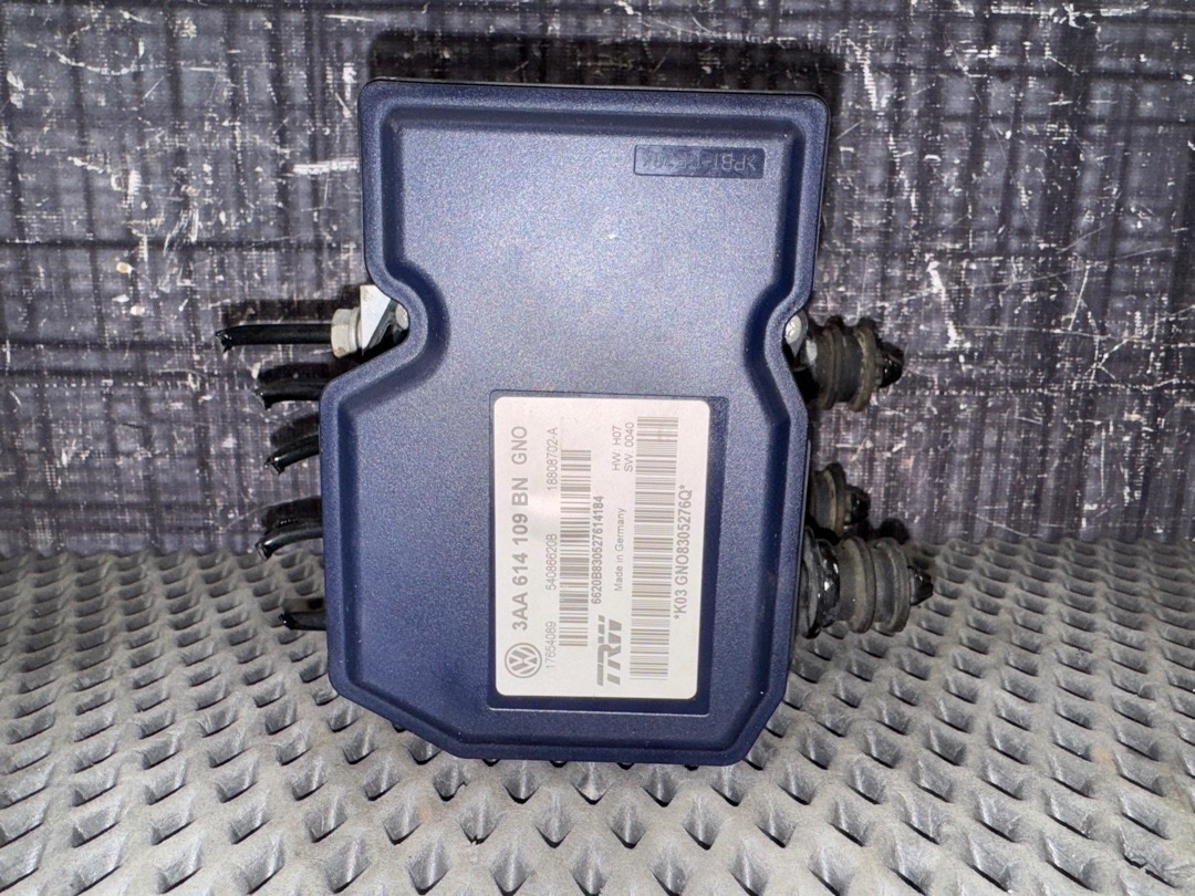 Блок ABS, 16864 рублей, Красноярск