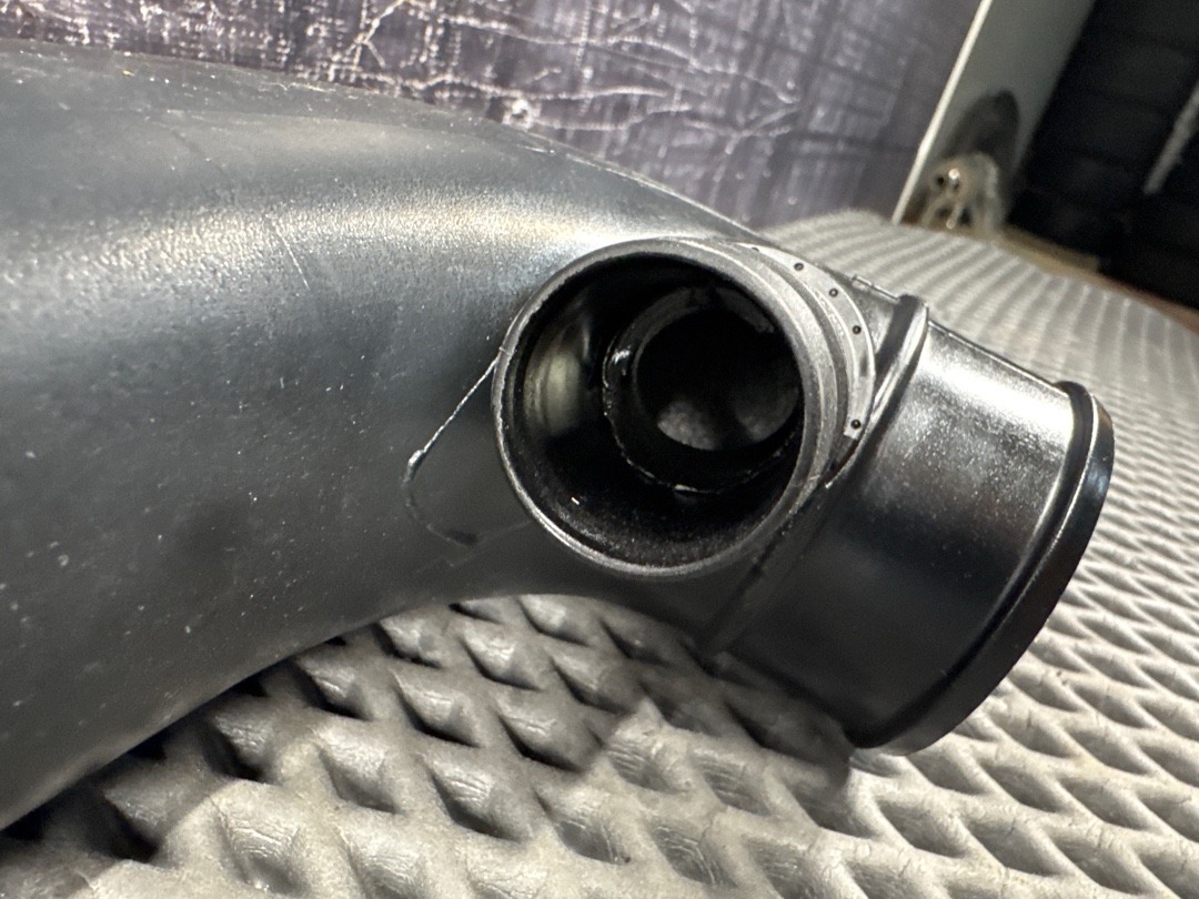 Патрубок впускной, 1520 рублей, Красноярск