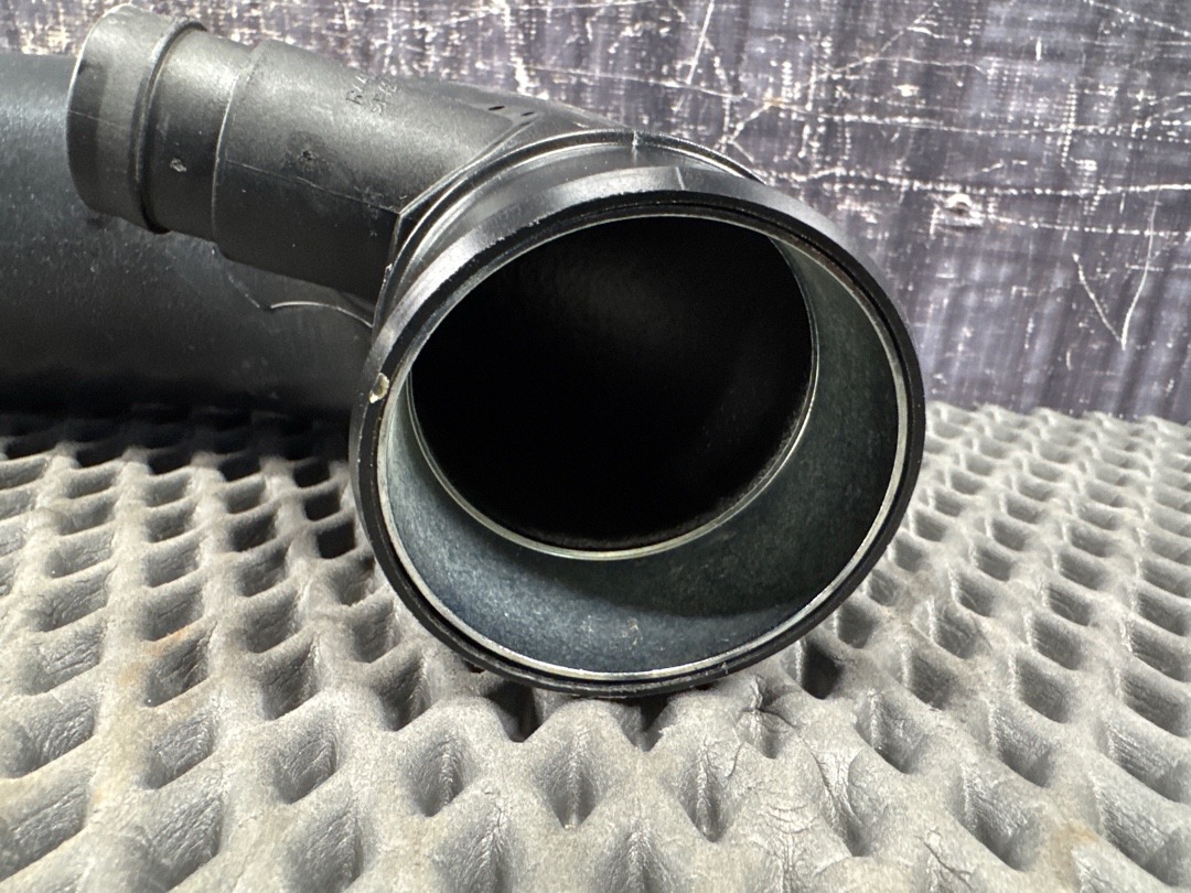 Патрубок впускной, 1520 рублей, Красноярск