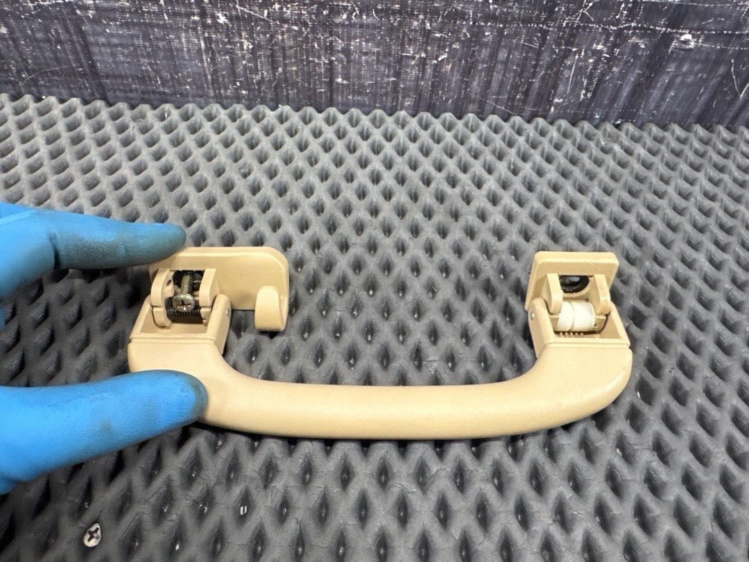 Потолочная ручка, 582 рублей, Красноярск