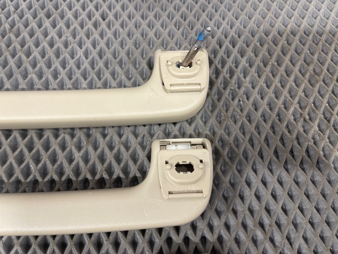 Потолочная ручка, 300 рублей, Красноярск