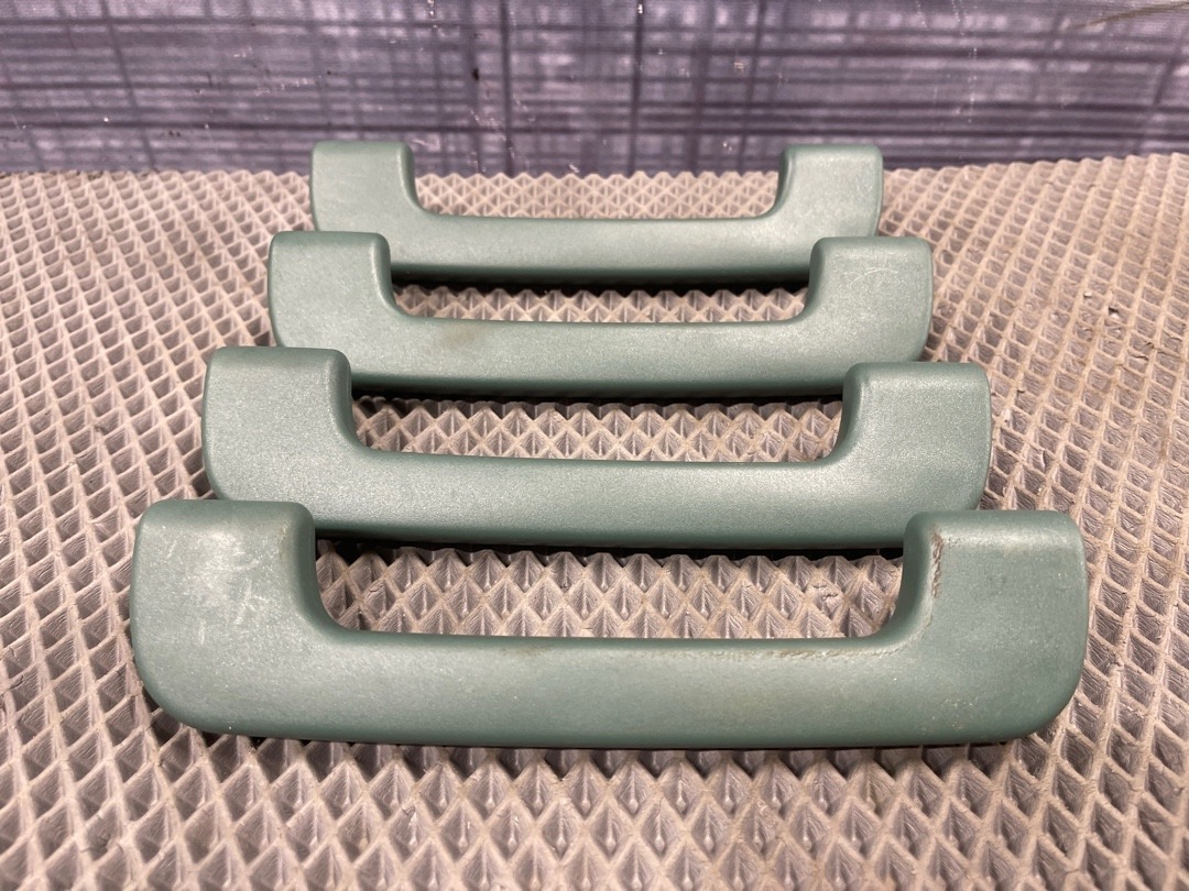 Потолочная ручка, 360 рублей, Красноярск