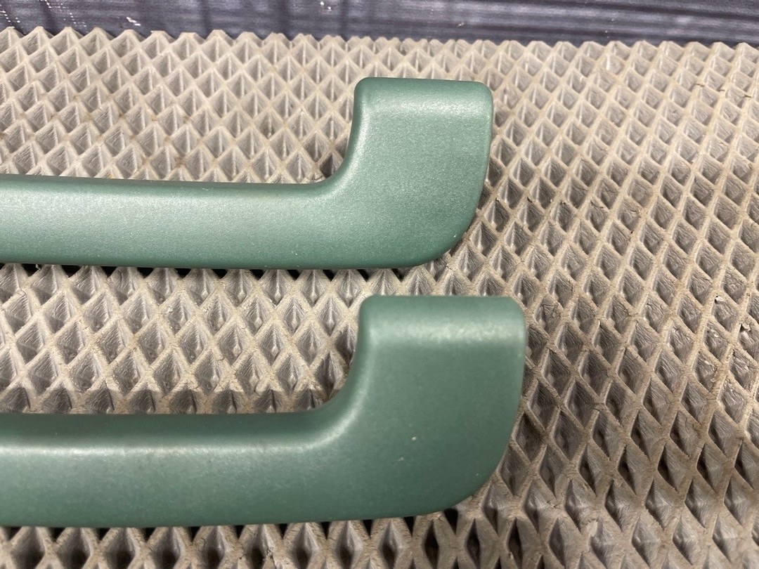 Потолочная ручка, 360 рублей, Красноярск