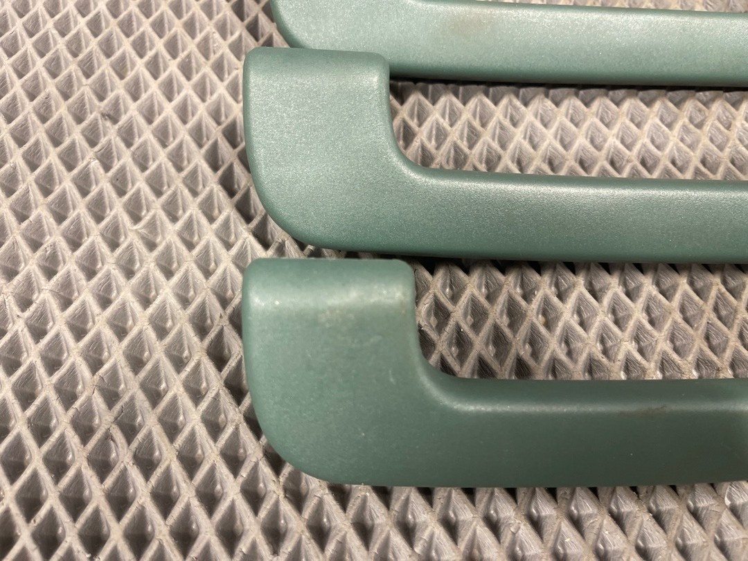 Потолочная ручка, 360 рублей, Красноярск