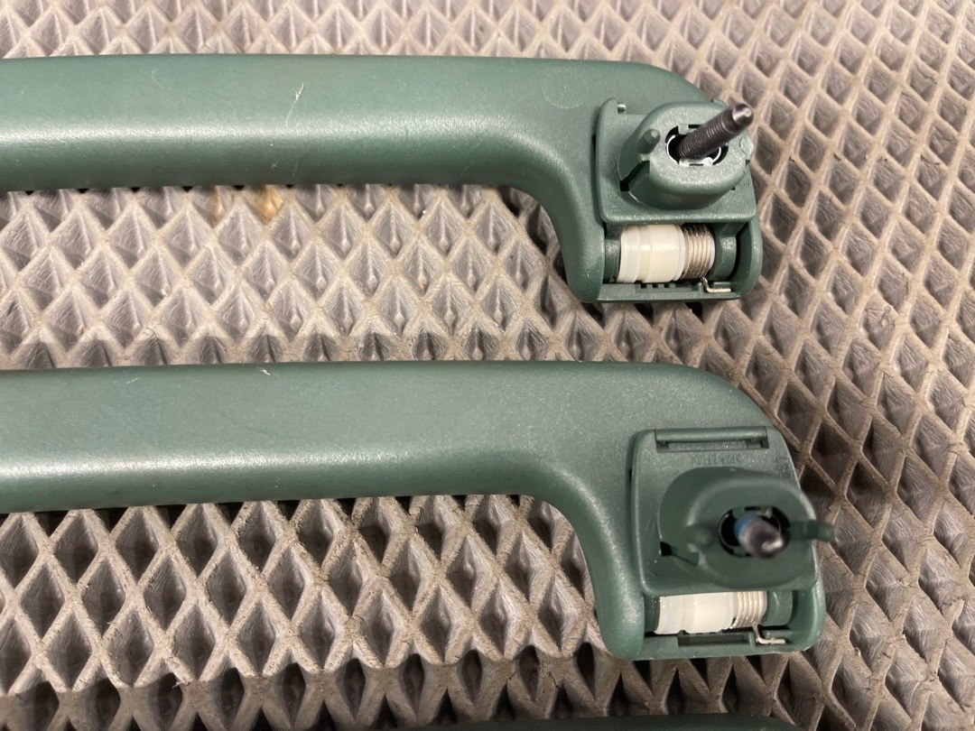 Потолочная ручка, 360 рублей, Красноярск