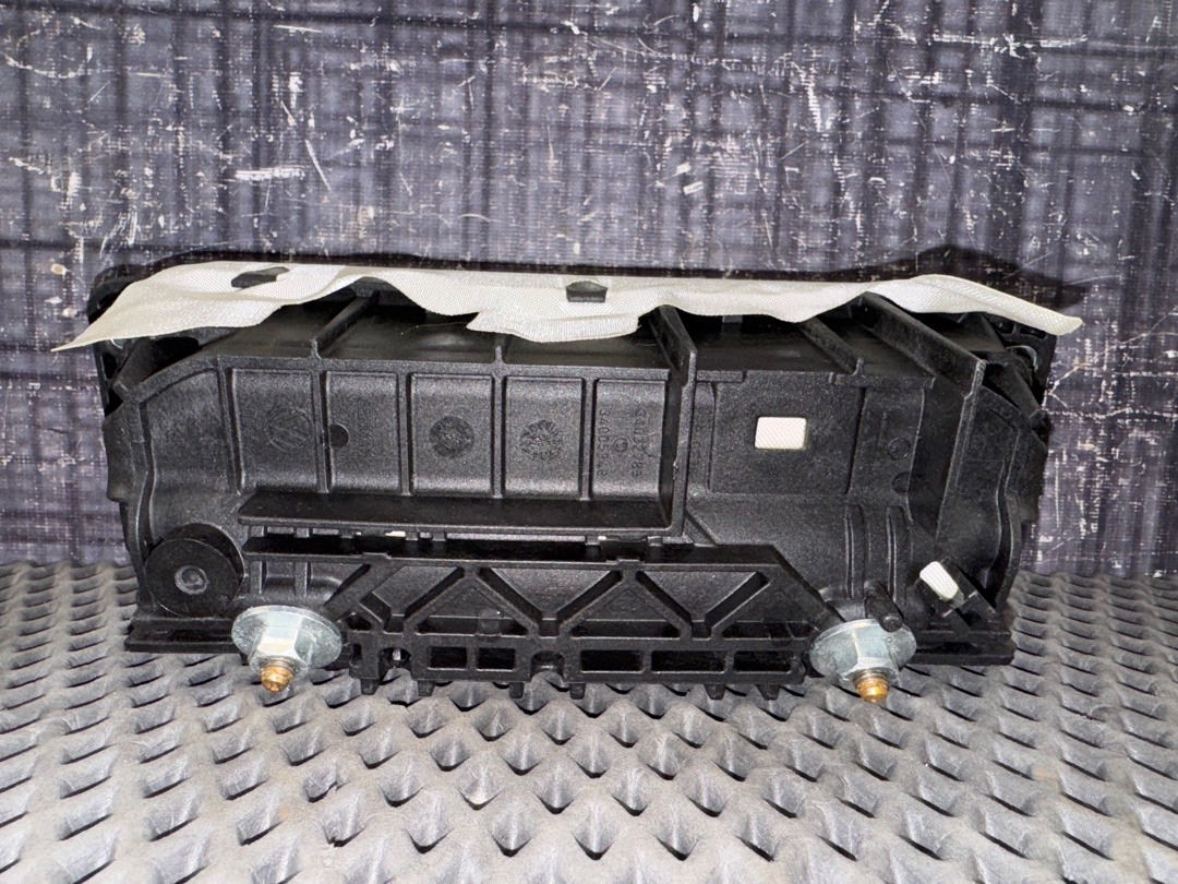 Подушка безопасности, 5940 рублей, Красноярск