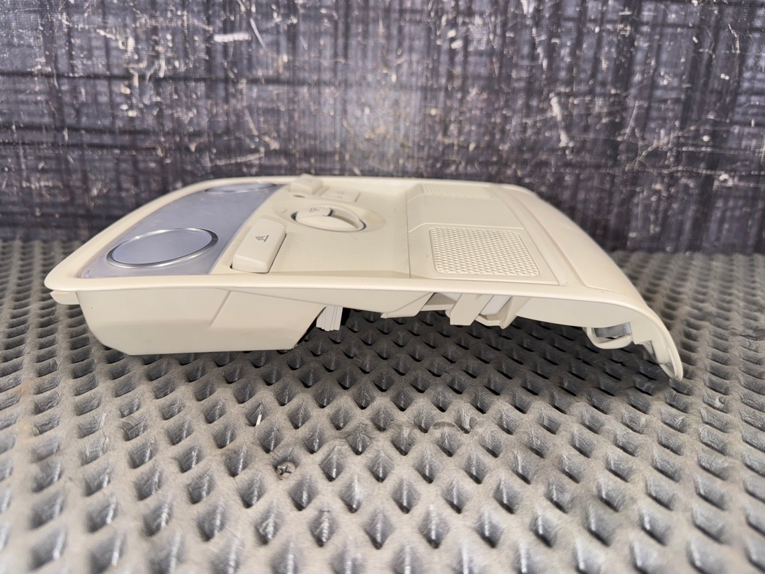 Плафон салона, 3260 рублей, Красноярск