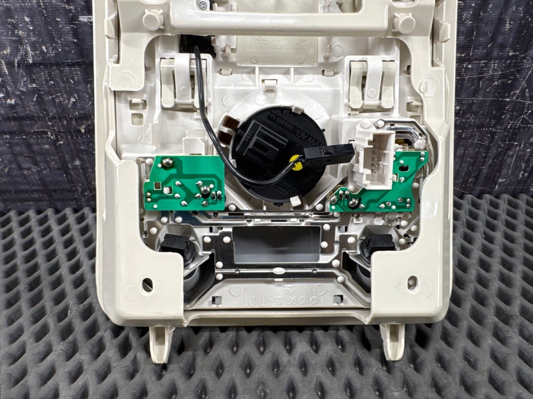 Плафон салона, 3260 рублей, Красноярск