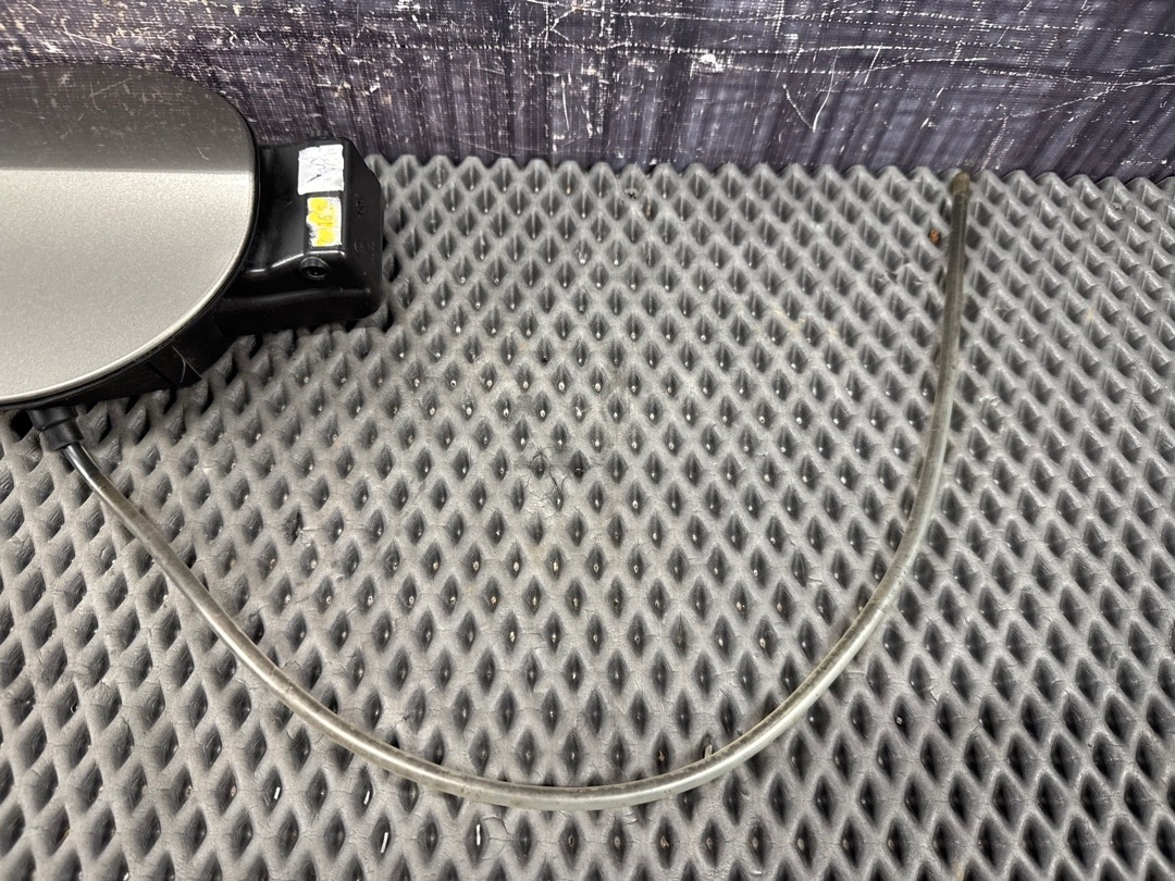 Лючок бензобака, 3360 рублей, Красноярск