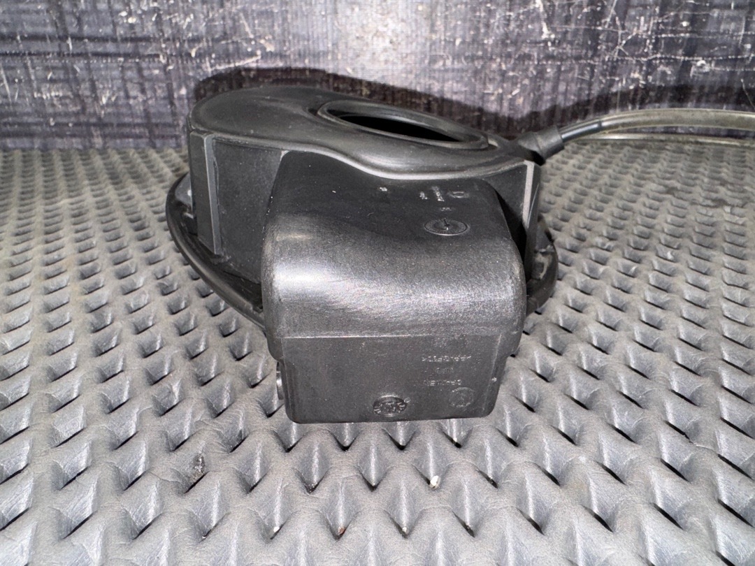 Лючок бензобака, 3360 рублей, Красноярск