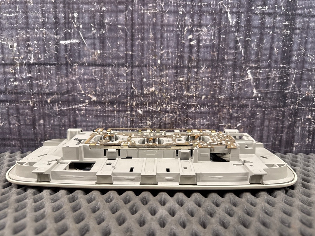 Плафон салона, 1340 рублей, Красноярск