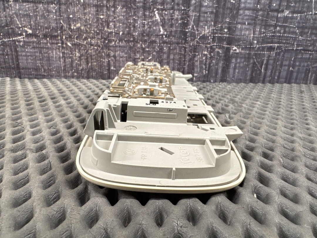 Плафон салона, 1340 рублей, Красноярск