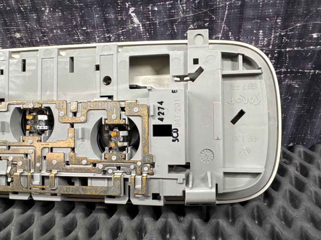 Плафон салона, 1340 рублей, Красноярск