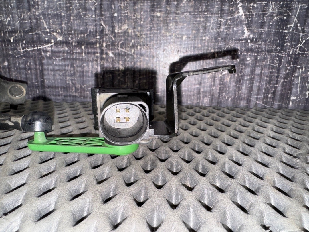 Датчик уровня подвески, 4220 рублей, Красноярск