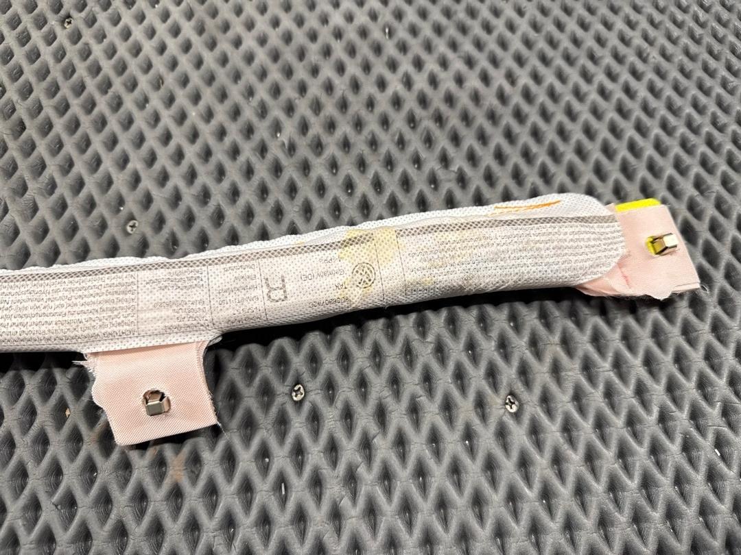 Подушка безопасности, 2420 рублей, Красноярск