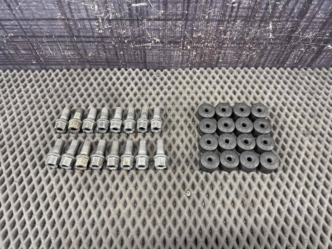 Комплект колесных болтов, 3210 рублей, Красноярск