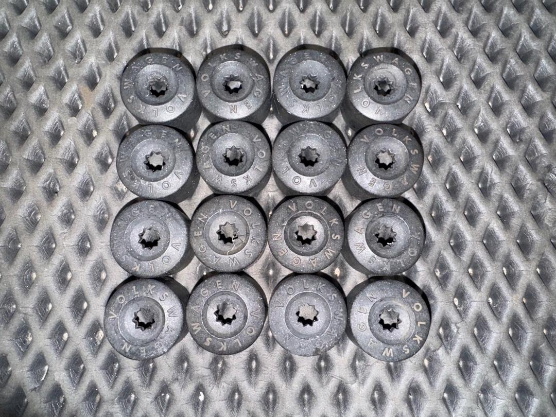 Комплект колесных болтов, 3210 рублей, Красноярск