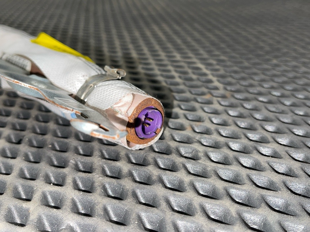 Подушка безопасности, 636 рублей, Красноярск