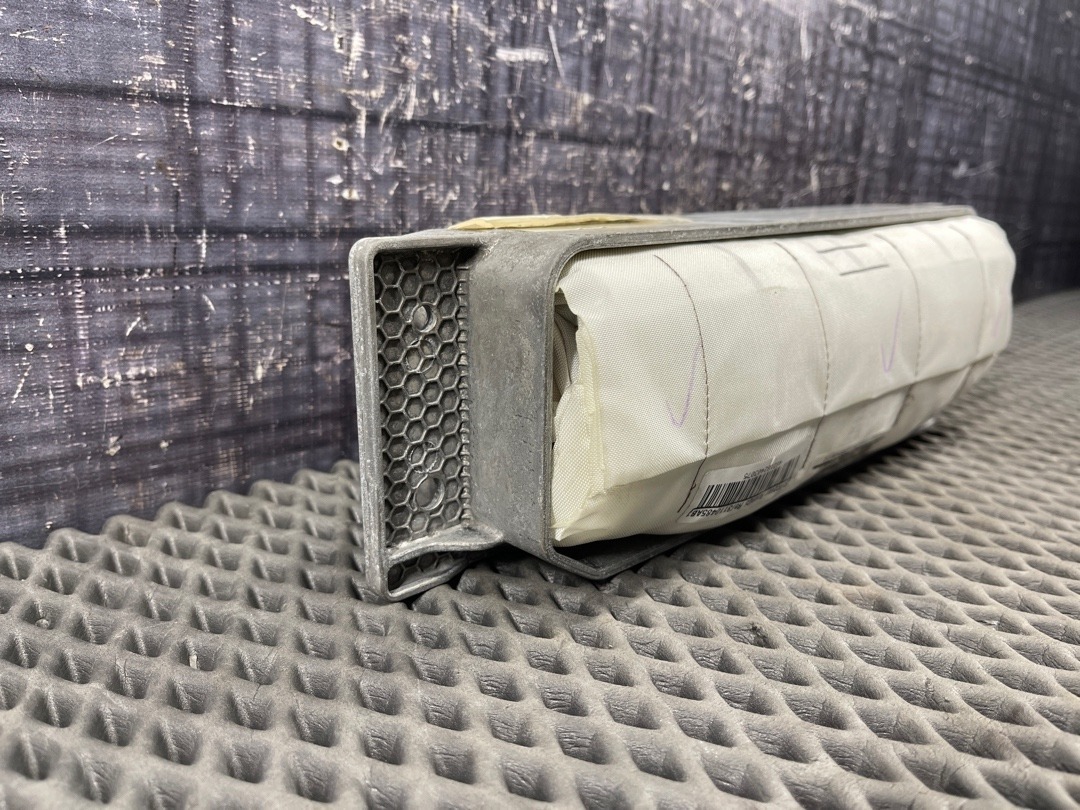 Подушка безопасности, 972 рублей, Красноярск