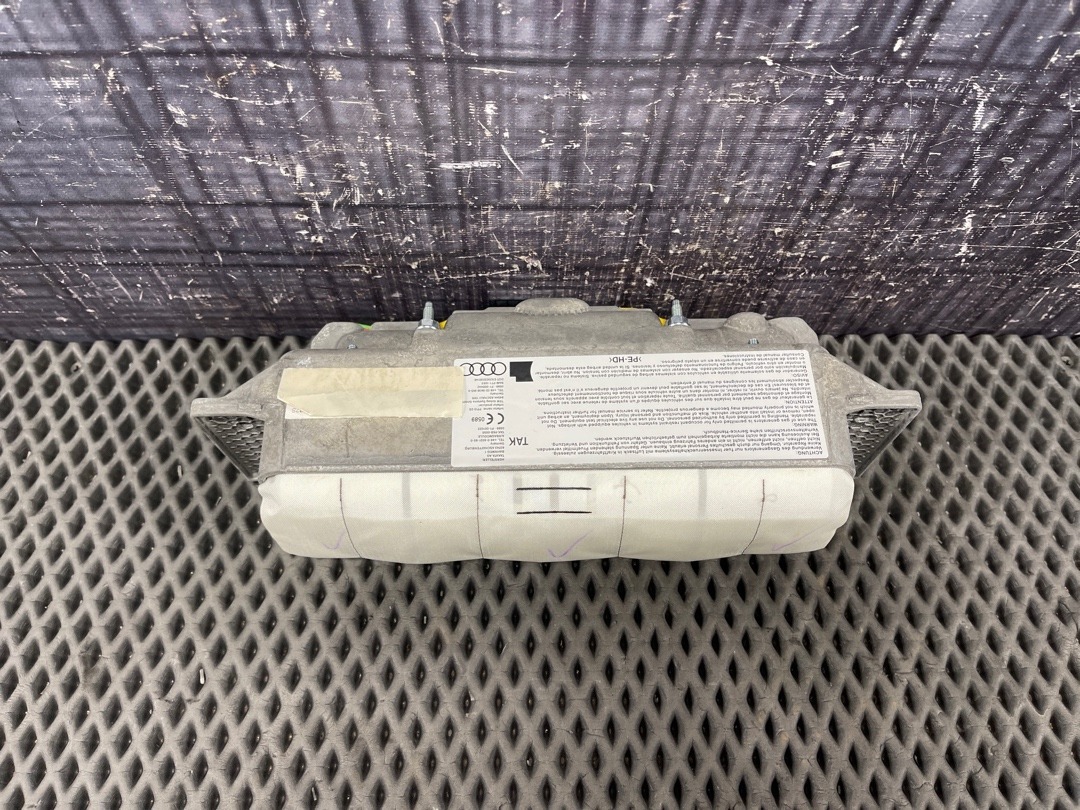 Подушка безопасности, 972 рублей, Красноярск