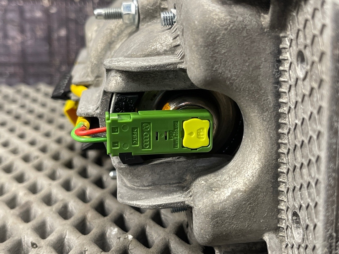 Подушка безопасности, 972 рублей, Красноярск