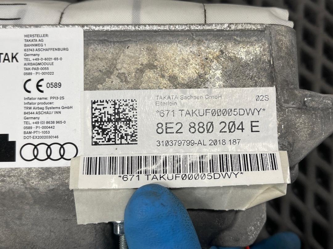 Подушка безопасности, 972 рублей, Красноярск