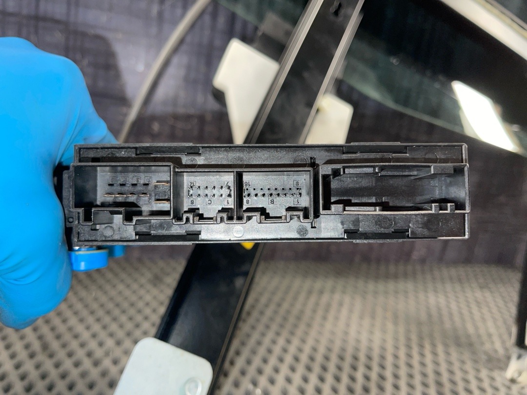 Стеклоподъемник, 1344 рублей, Красноярск