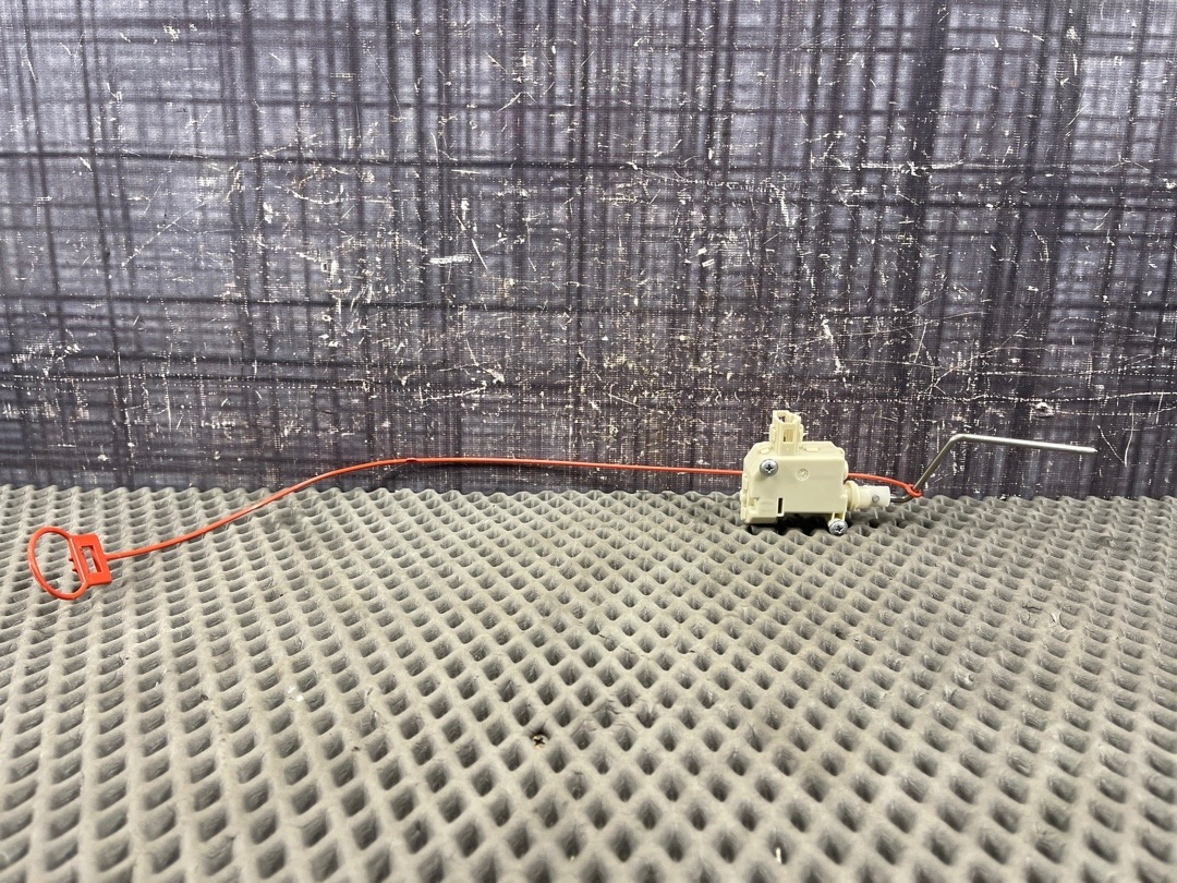 Замок лючка бензобака, 558 рублей, Красноярск