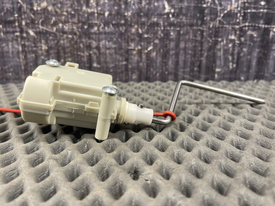 Замок лючка бензобака, 558 рублей, Красноярск