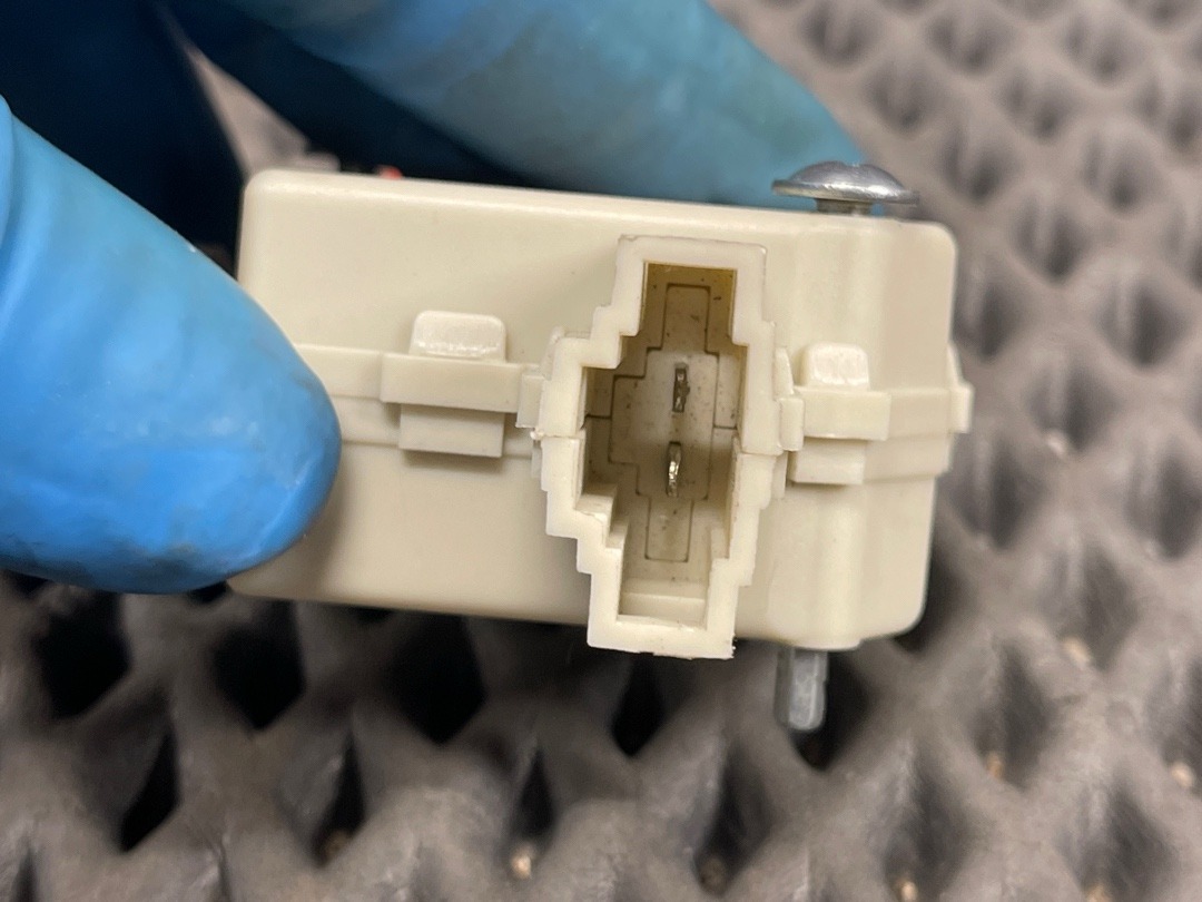 Замок лючка бензобака, 558 рублей, Красноярск