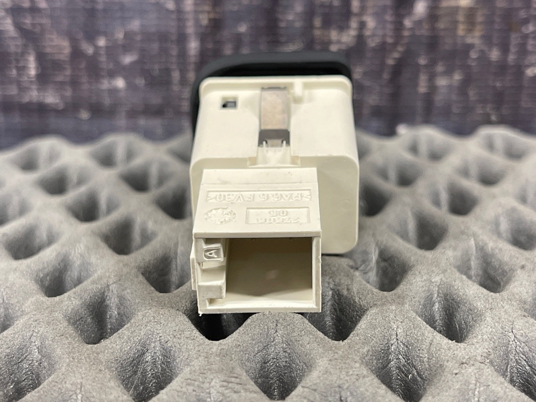 Кнопка ESP, 288 рублей, Красноярск