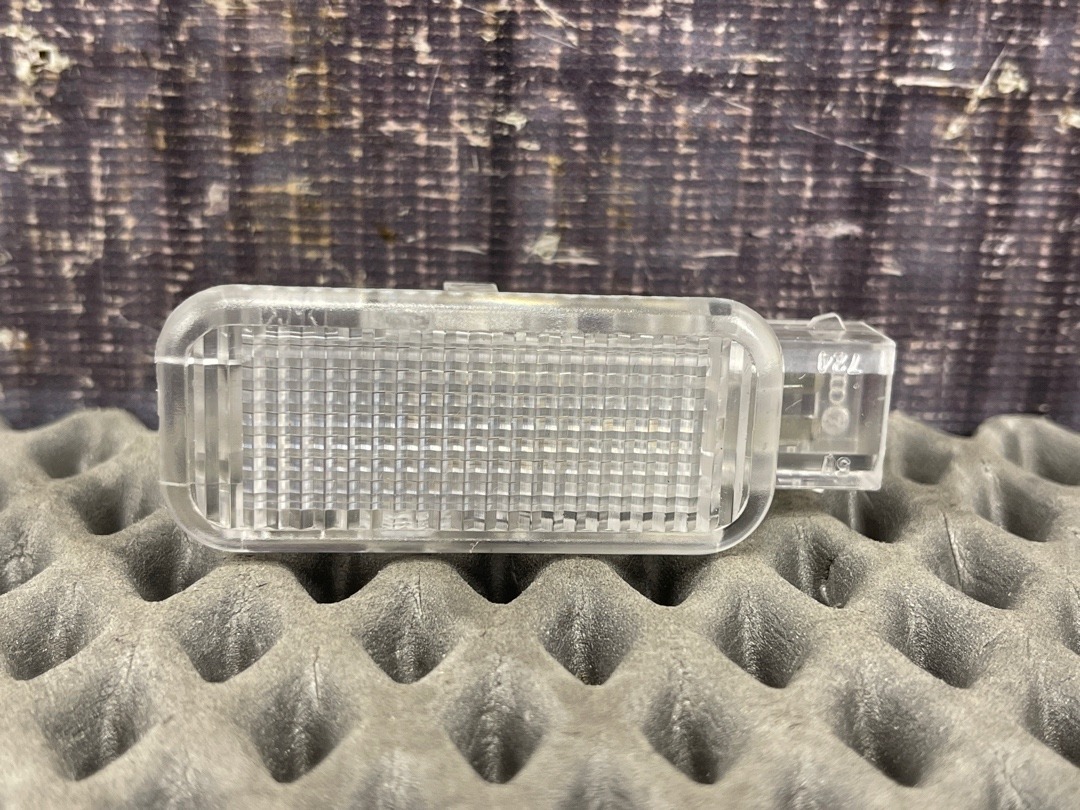 Плафон салона, 210 рублей, Красноярск