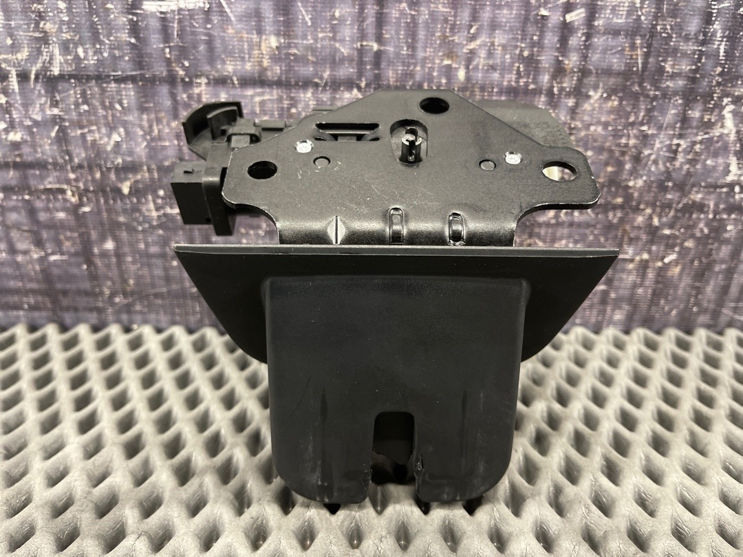 Замок крышки багажника, 2232 рублей, Красноярск