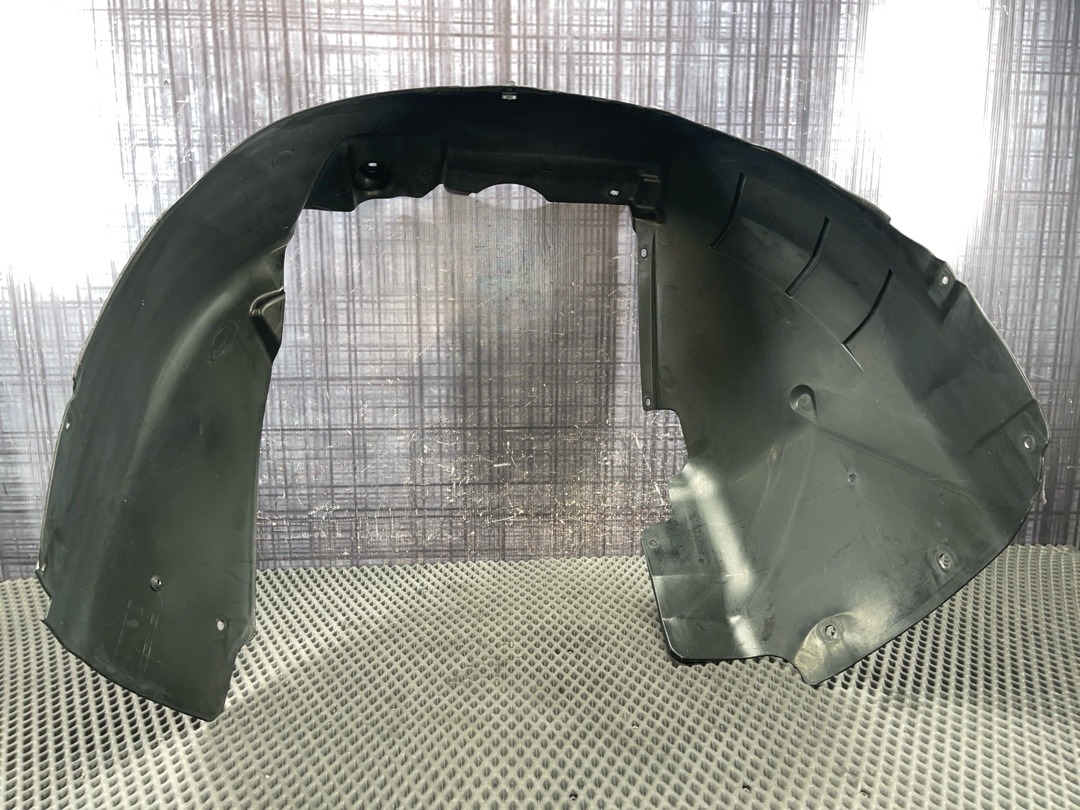 Подкрылок, 2262 рублей, Красноярск